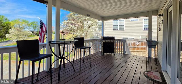 20 LAKEVIEW CIR, Louisa, VA 23093