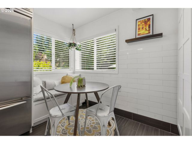 11410 Sw 47TH Ave, Portland, OR 97219