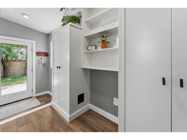 11410 Sw 47TH Ave, Portland, OR 97219