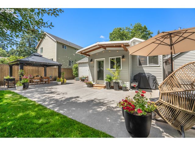 11410 Sw 47TH Ave, Portland, OR 97219