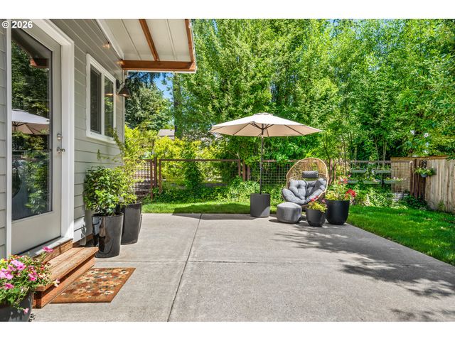 11410 Sw 47TH Ave, Portland, OR 97219