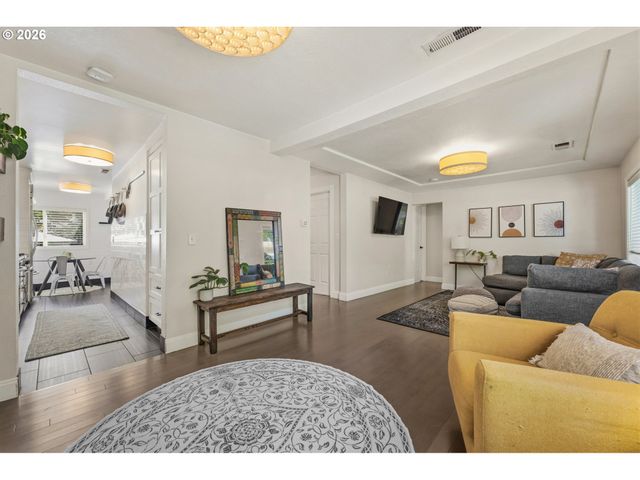 11410 Sw 47TH Ave, Portland, OR 97219