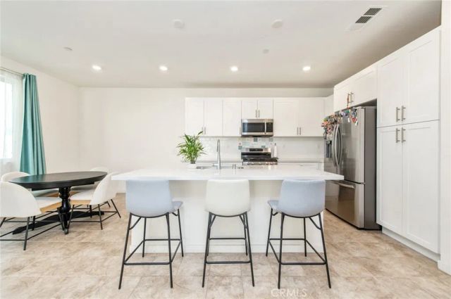 3675 S NEXA PASEO, Ontario, CA 91761