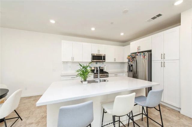 3675 S NEXA PASEO, Ontario, CA 91761