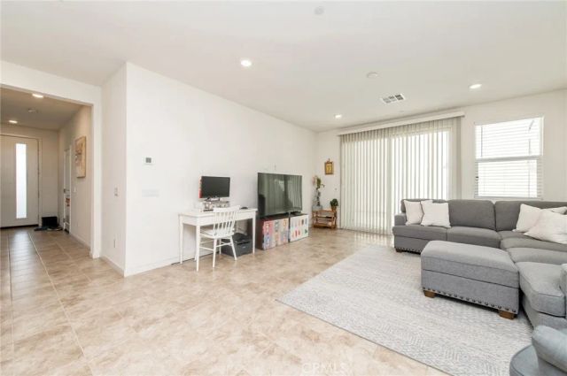 3675 S NEXA PASEO, Ontario, CA 91761