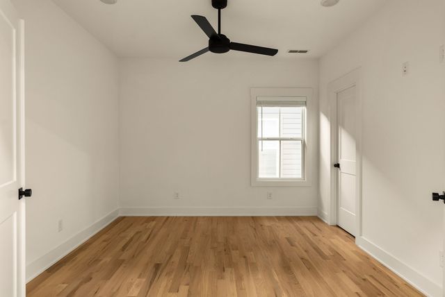 546 Whispering Hills Dr, Nashville, TN 37211