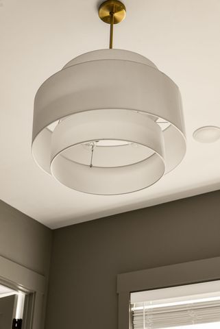 546 Whispering Hills Dr, Nashville, TN 37211