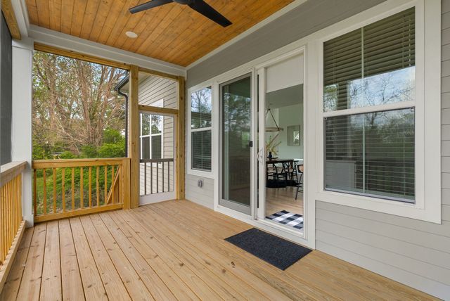 546 Whispering Hills Dr, Nashville, TN 37211