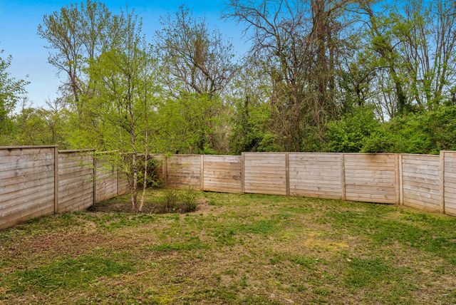 546 Whispering Hills Dr, Nashville, TN 37211