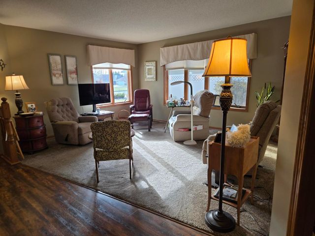 103 Sellards Avenue, Dassel, MN 55325