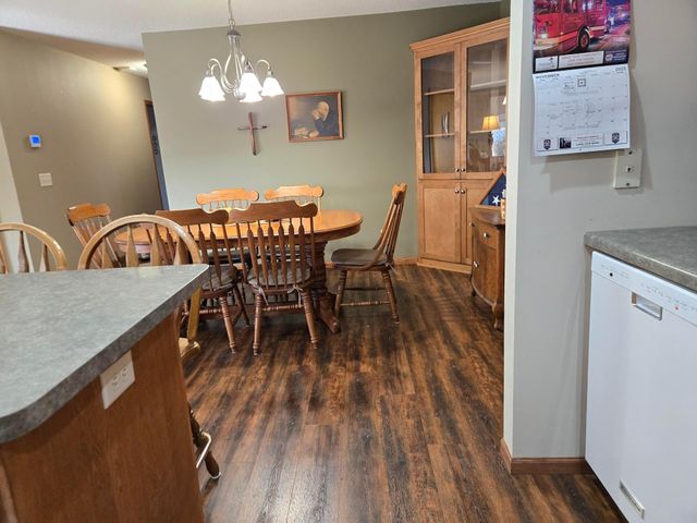 103 Sellards Avenue, Dassel, MN 55325