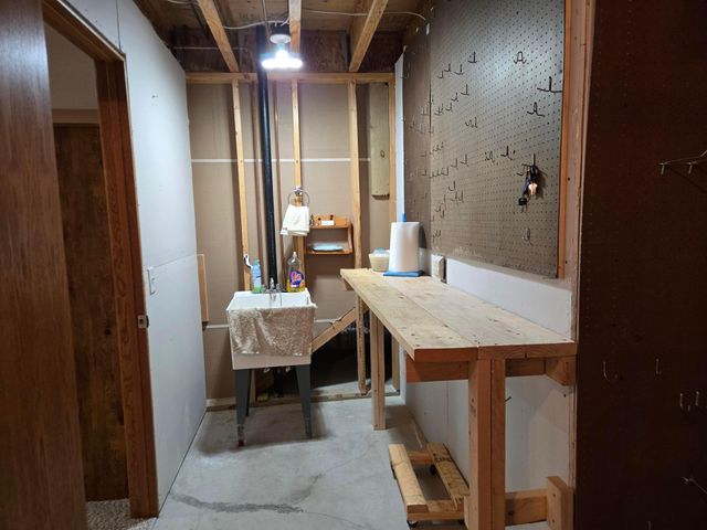 103 Sellards Avenue, Dassel, MN 55325