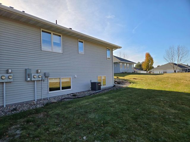 103 Sellards Avenue, Dassel, MN 55325