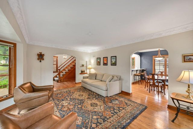 2809 N 77th STREET, Milwaukee, WI 53222