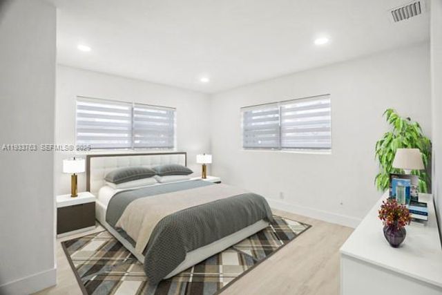 770 NW 38th St, Oakland Park, FL 33309