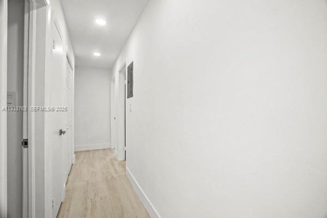 770 NW 38th St, Oakland Park, FL 33309