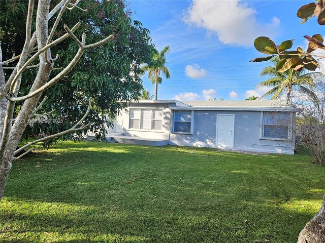 770 NW 38th St, Oakland Park, FL 33309