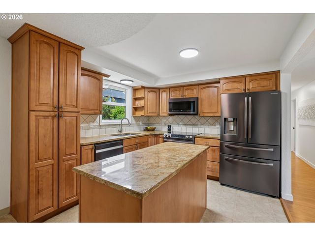 10306 Ne 63RD St, Vancouver, WA 98662