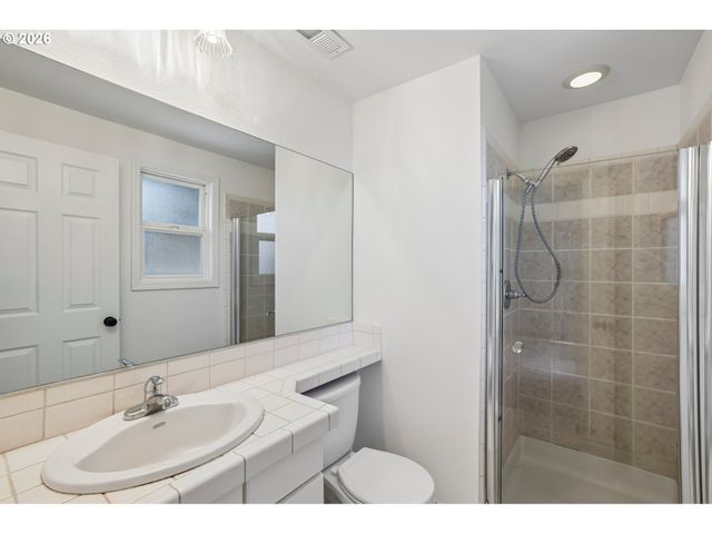 10306 Ne 63RD St, Vancouver, WA 98662