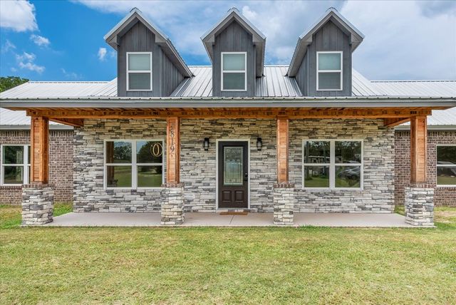 2819 NW Glen Lawrence, Cowarts, AL 36321