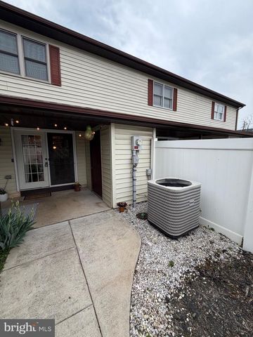 6903 SALEM PARK CIR, Mechanicsburg, PA 17050