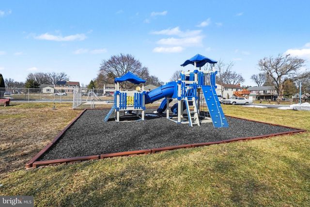6903 SALEM PARK CIR, Mechanicsburg, PA 17050