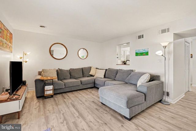 6903 SALEM PARK CIR, Mechanicsburg, PA 17050