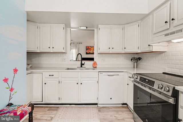 6903 SALEM PARK CIR, Mechanicsburg, PA 17050