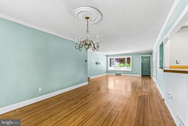 615 W BROWNING RD, Oaklyn, NJ 08107