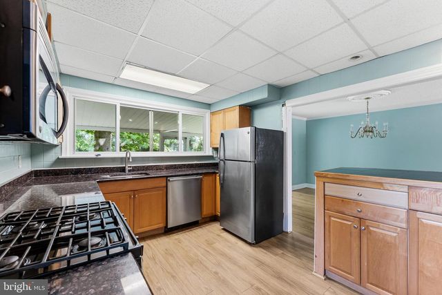 615 W BROWNING RD, Oaklyn, NJ 08107