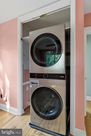 615 W BROWNING RD, Oaklyn, NJ 08107