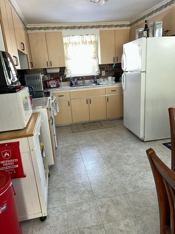 103 Kernwood Drive, Lynn, MA 01904