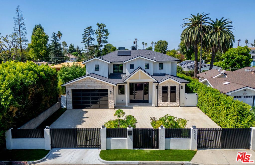 5529 Greenbush Avenue, Sherman Oaks, CA 91401 — exterior