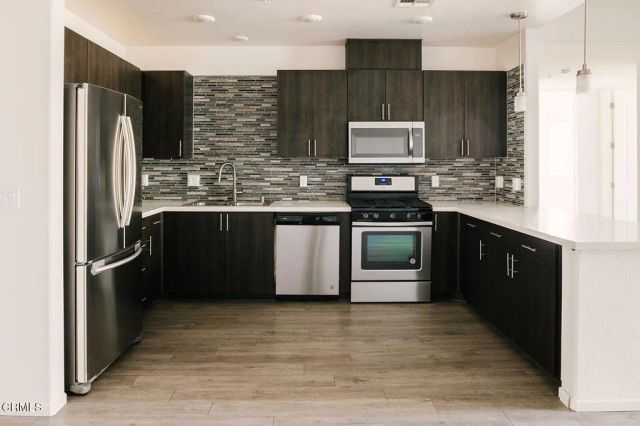 124 W Colorado Street 404, Glendale, CA 91204