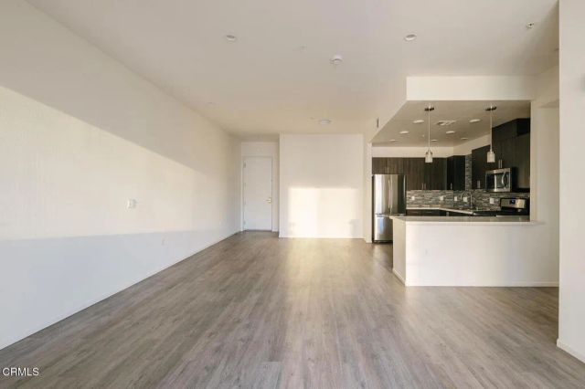 124 W Colorado Street 404, Glendale, CA 91204