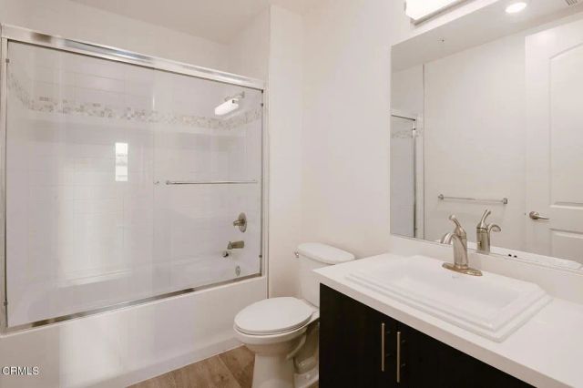 124 W Colorado Street 404, Glendale, CA 91204