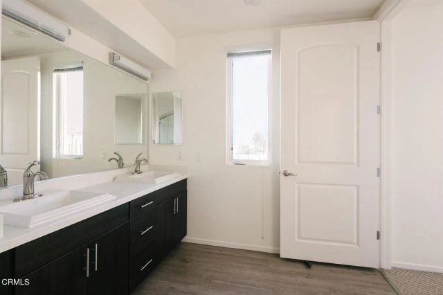 124 W Colorado Street 404, Glendale, CA 91204