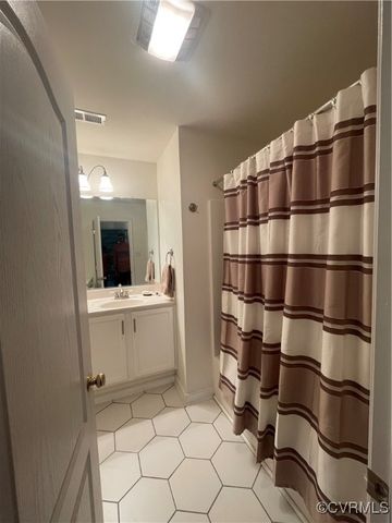 8304 Elizabeth Ann Dr, Hanover, VA 23111