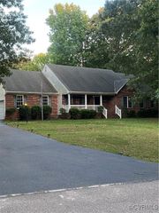 8304 Elizabeth Ann Dr, Hanover, VA 23111