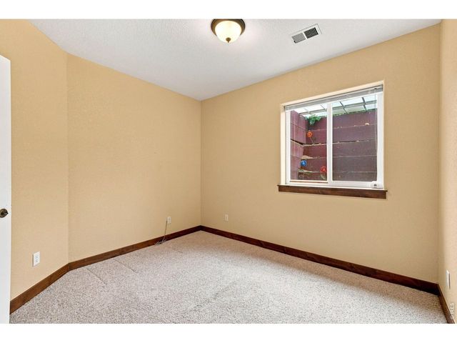 3294 Ballentine Blvd, Johnstown, CO 80534