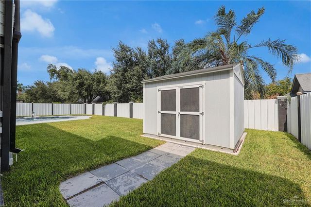 2210 Highland Drive, Weslaco, TX 78599