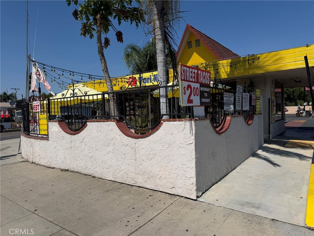 1431 W Warner Avenue, Santa Ana, CA 92704 — photo 3