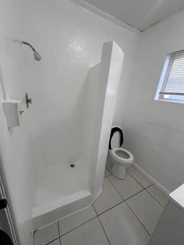 633 NW 15th Terrace, Fort Lauderdale, FL 33311