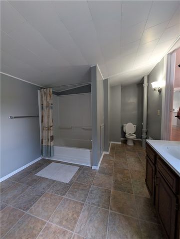 16 Davenport Street, Hornell, NY 14843