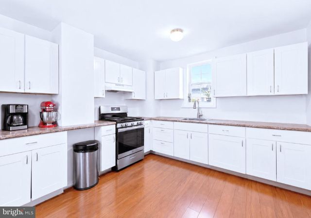 38 E HANCOCK ST, Riverside, NJ 08075