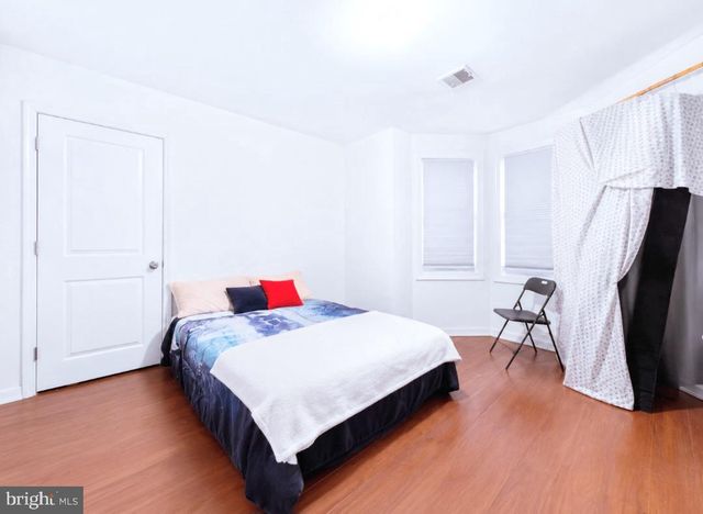 38 E HANCOCK ST, Riverside, NJ 08075