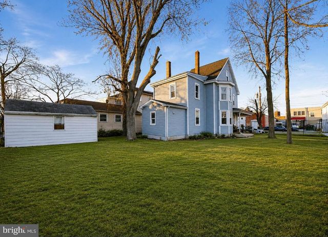 38 E HANCOCK ST, Riverside, NJ 08075