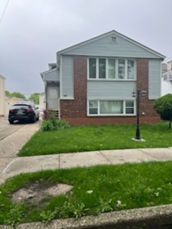 10567 Flatlands 7th Street, New York City, NY 11236