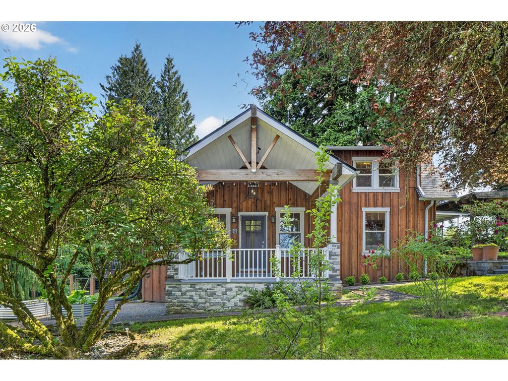 8 Sw ALICE St, Portland, OR 97219