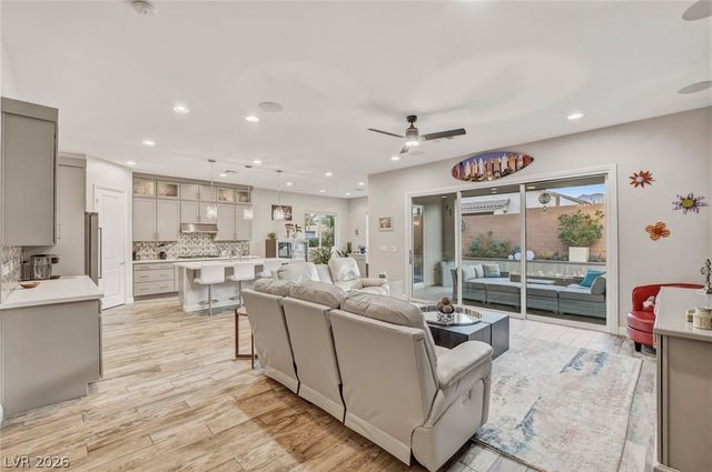 7303 Durand Park Street, Las Vegas, NV 89166